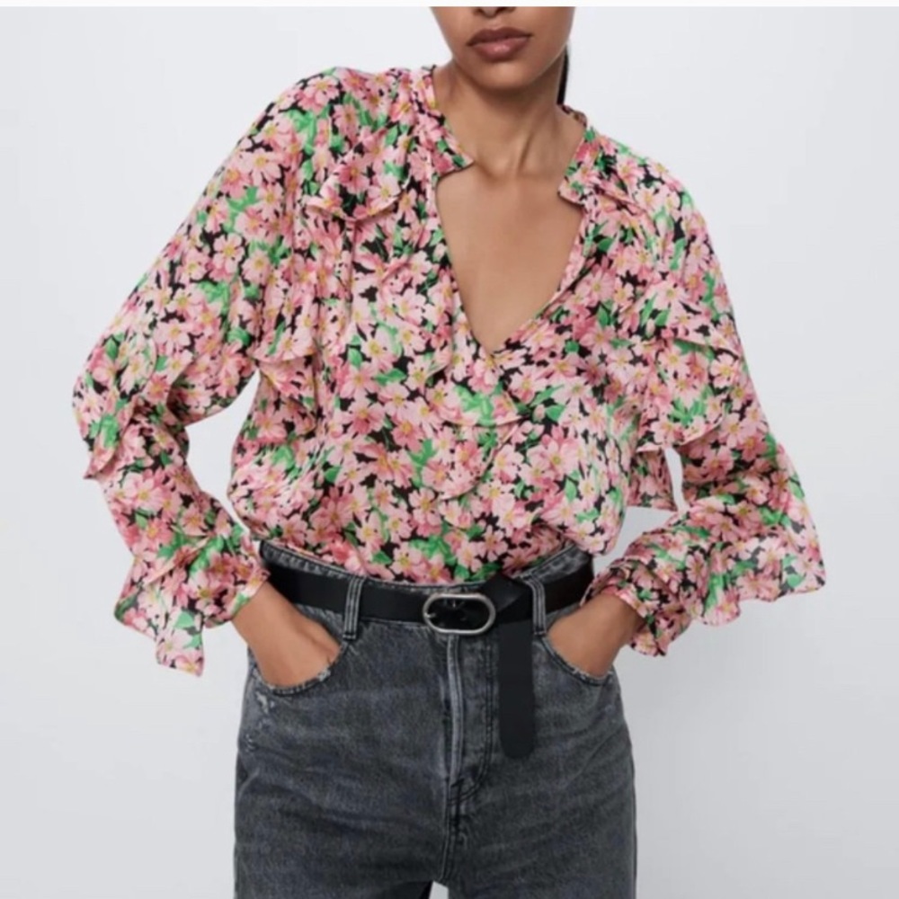 NWT Zara Floral Ruffle Top